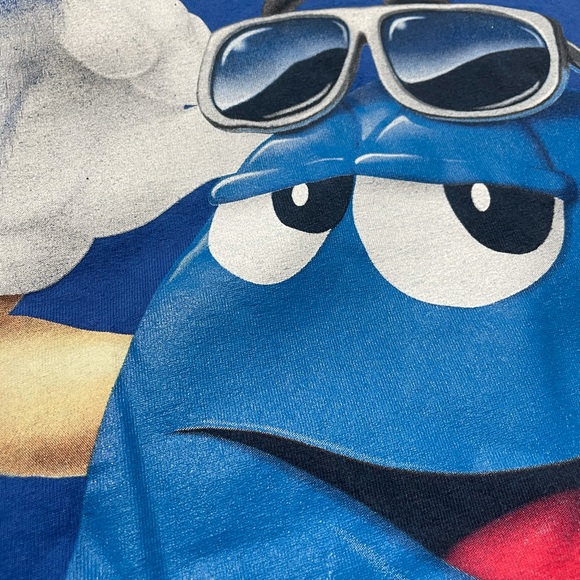 Vintage M&M Blue Character Sunglasses Tee Shirt - Picture 3 of 6